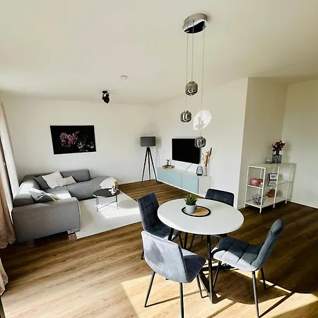 Niederberg - Moderner Style Trifft Gemuetliche Natuerlichkeit Apartment *